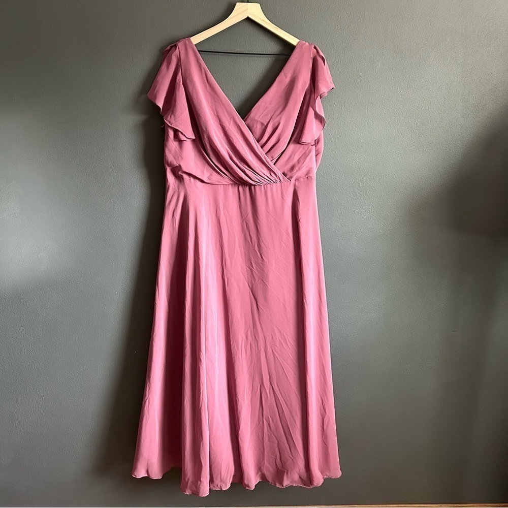David's Bridal Mauve Flutter Sleeve Bridesmaid Dress - Picture 2 of 12
